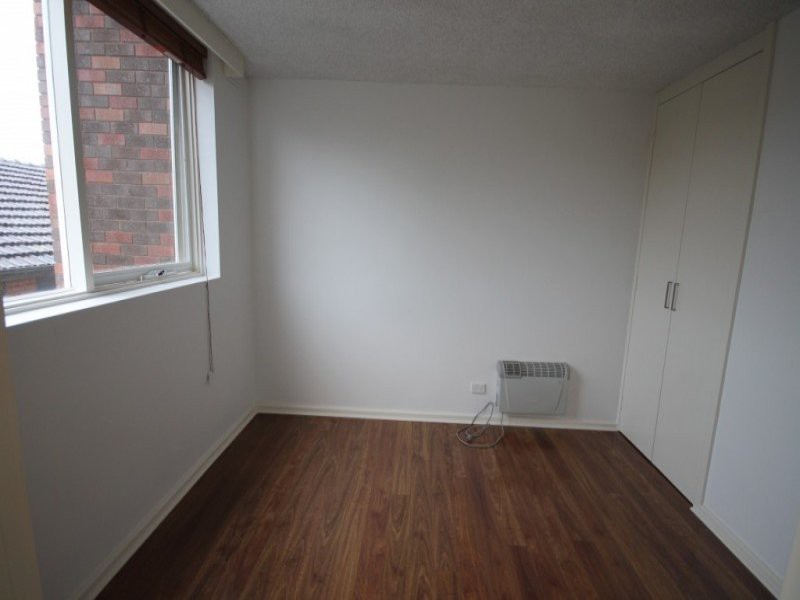 4/9 Austin Terrace, Brunswick, VIC 3056, Brunswick - Thumbnail 3