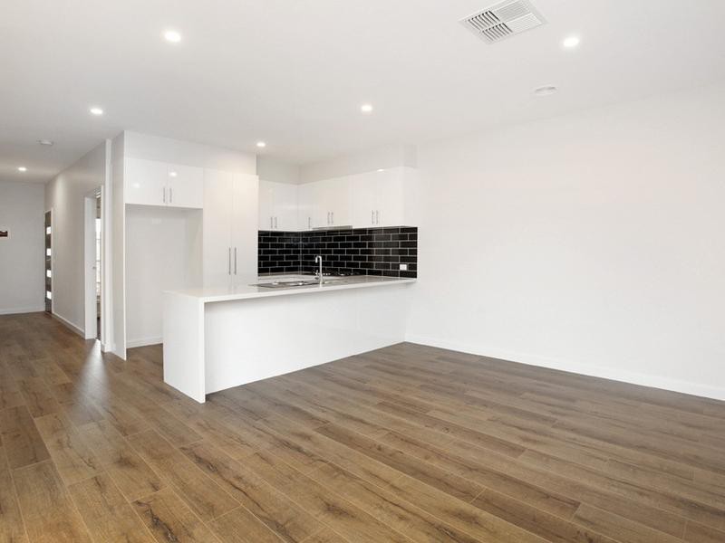4/9 Fox Street, St Albans, VIC 3021, St Albans - Thumbnail 2