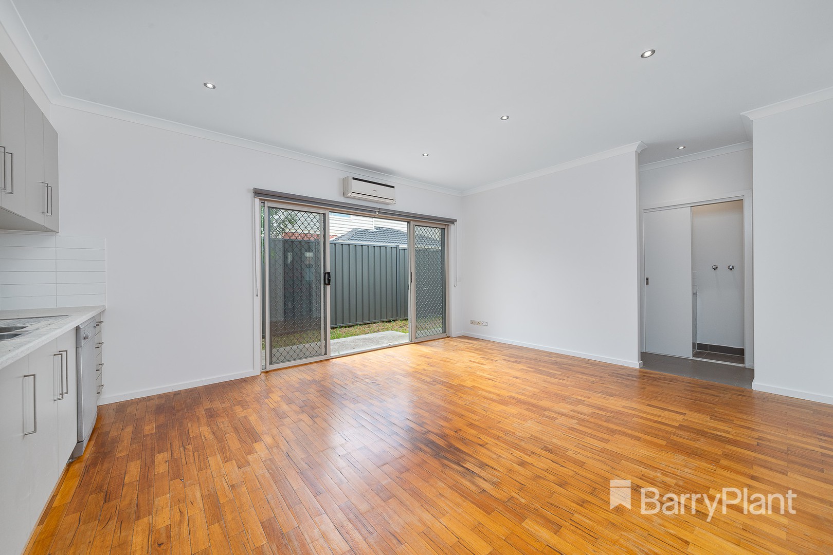 4/9 Margaret Street, Oak Park, VIC 3046, Oak Park - Thumbnail 3