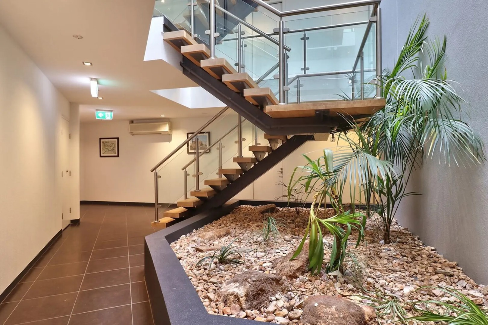 4/96 Mercer Street, Geelong, VIC 3220 - Thumbnail 2 - 09/02/2026