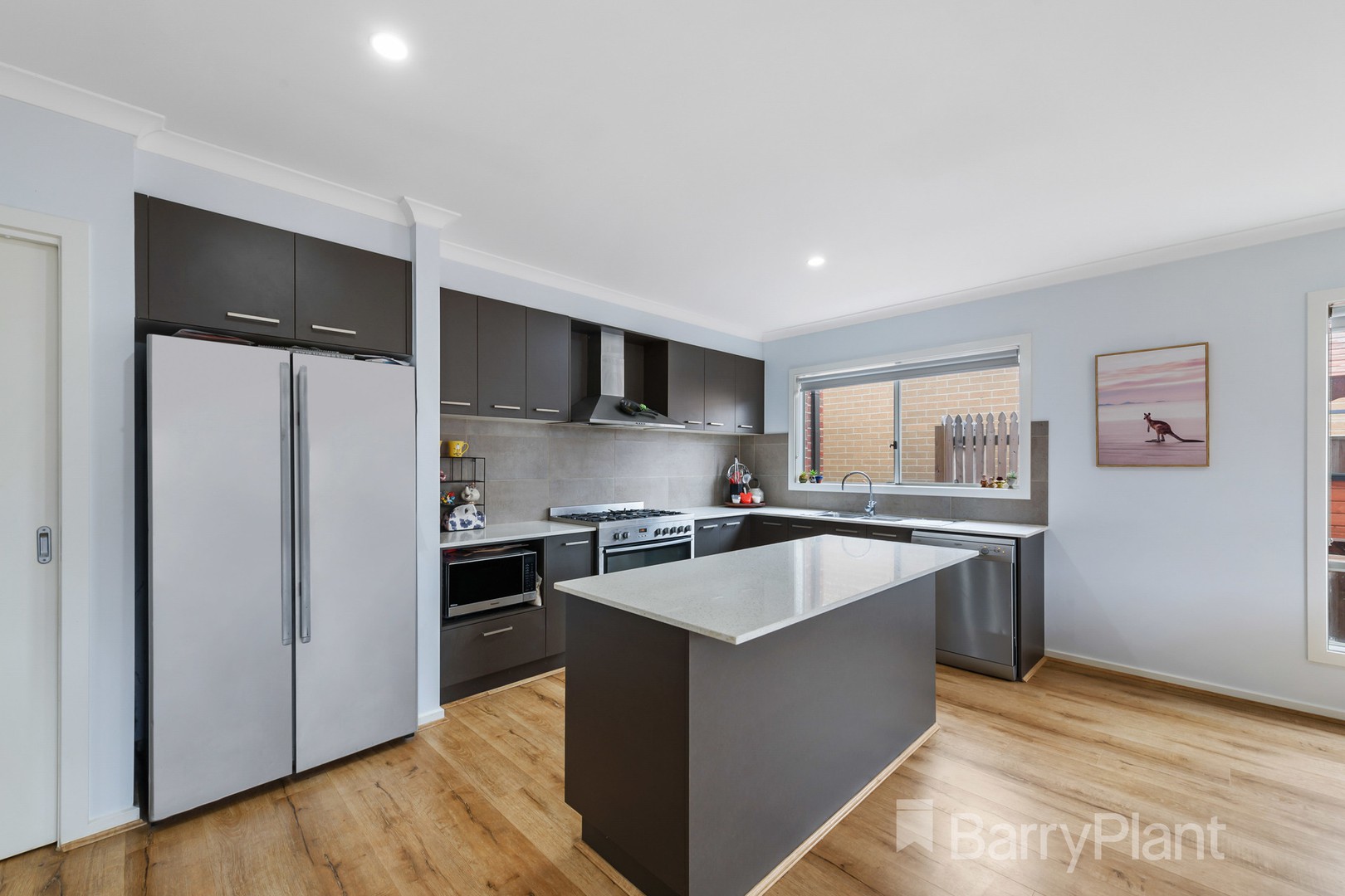 4 Adelong Street, Werribee, VIC 3030, Werribee - Thumbnail 2