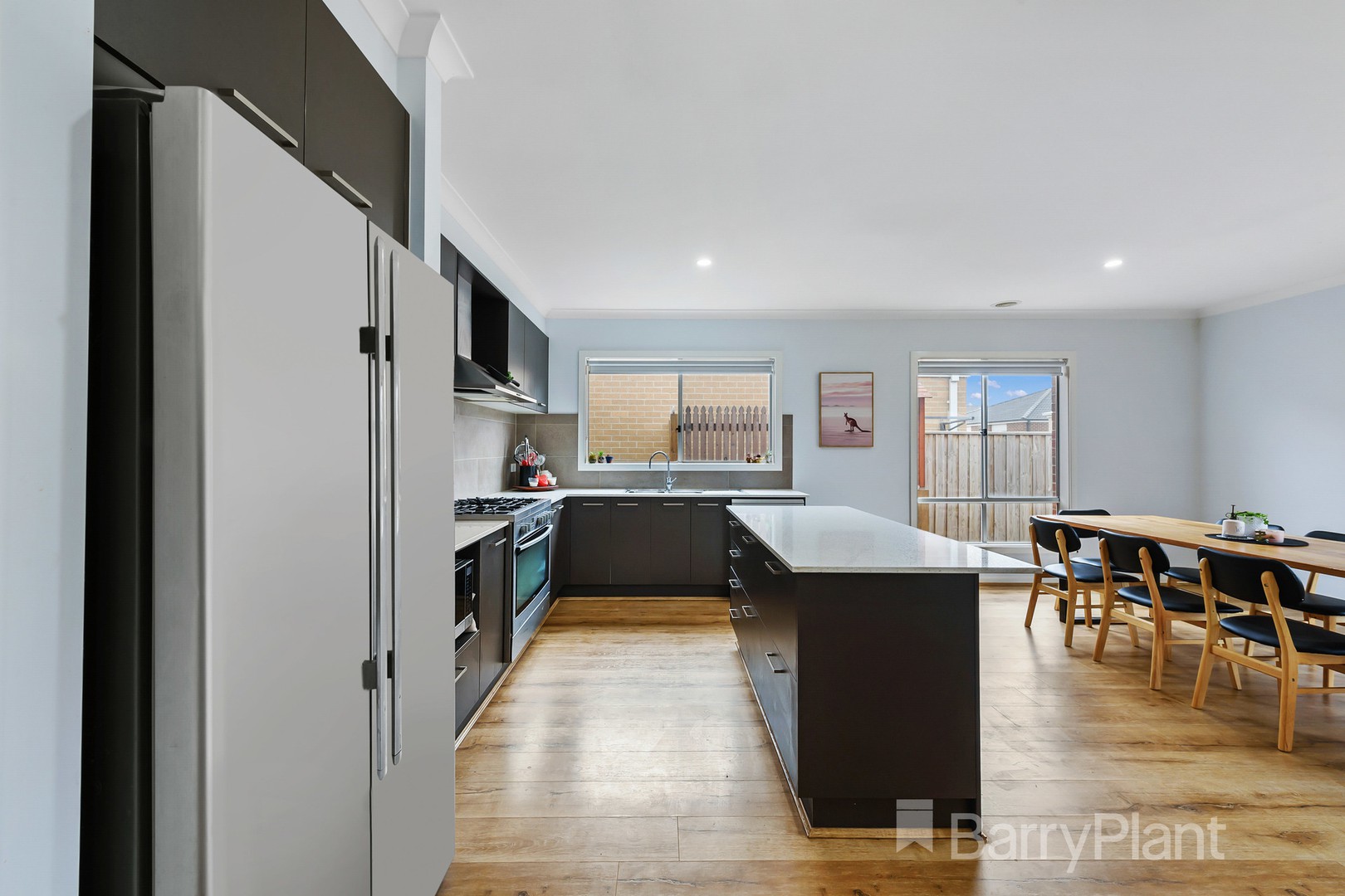 4 Adelong Street, Werribee, VIC 3030, Werribee - Thumbnail 3