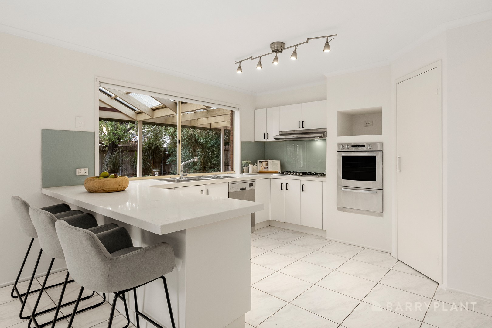 4 Aisha Crescent, Dingley Village, VIC 3172, Dingley Village - Thumbnail 6