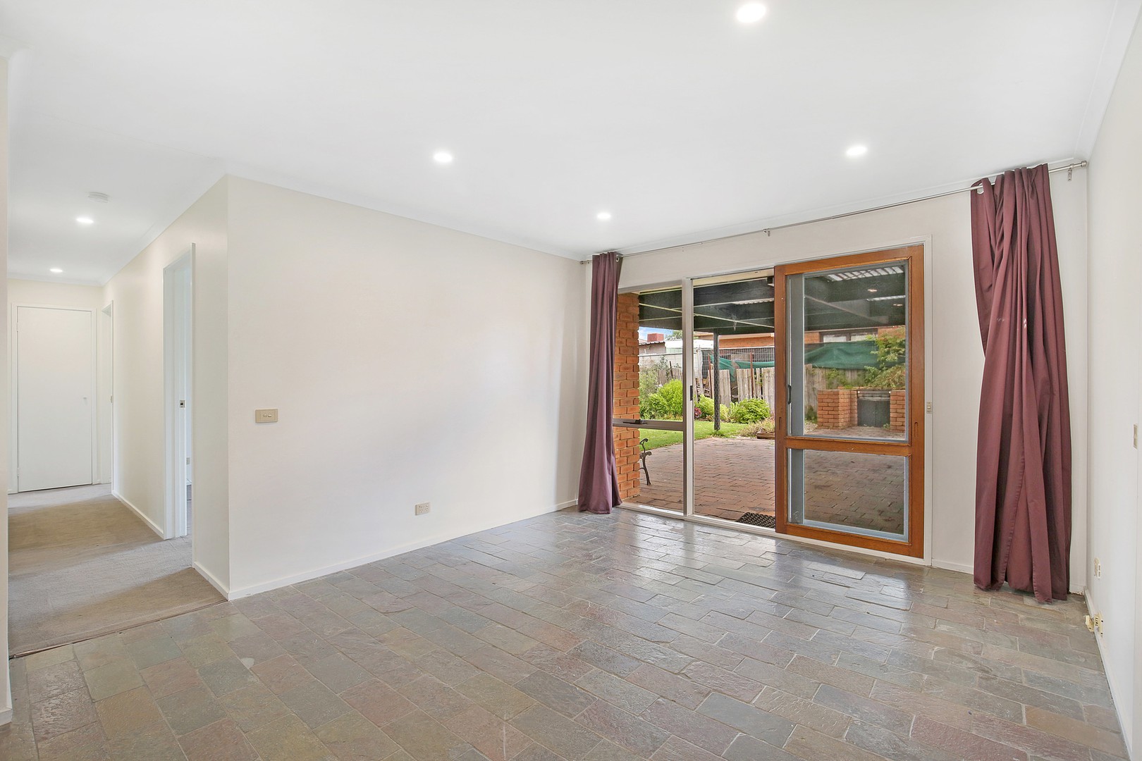 4 Albyn Court, Mill Park, VIC 3082, Mill Park - Thumbnail 3