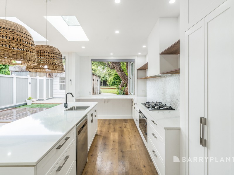 4 Alexandra Avenue, Geelong, VIC 3220 - Image - 01/12/2025