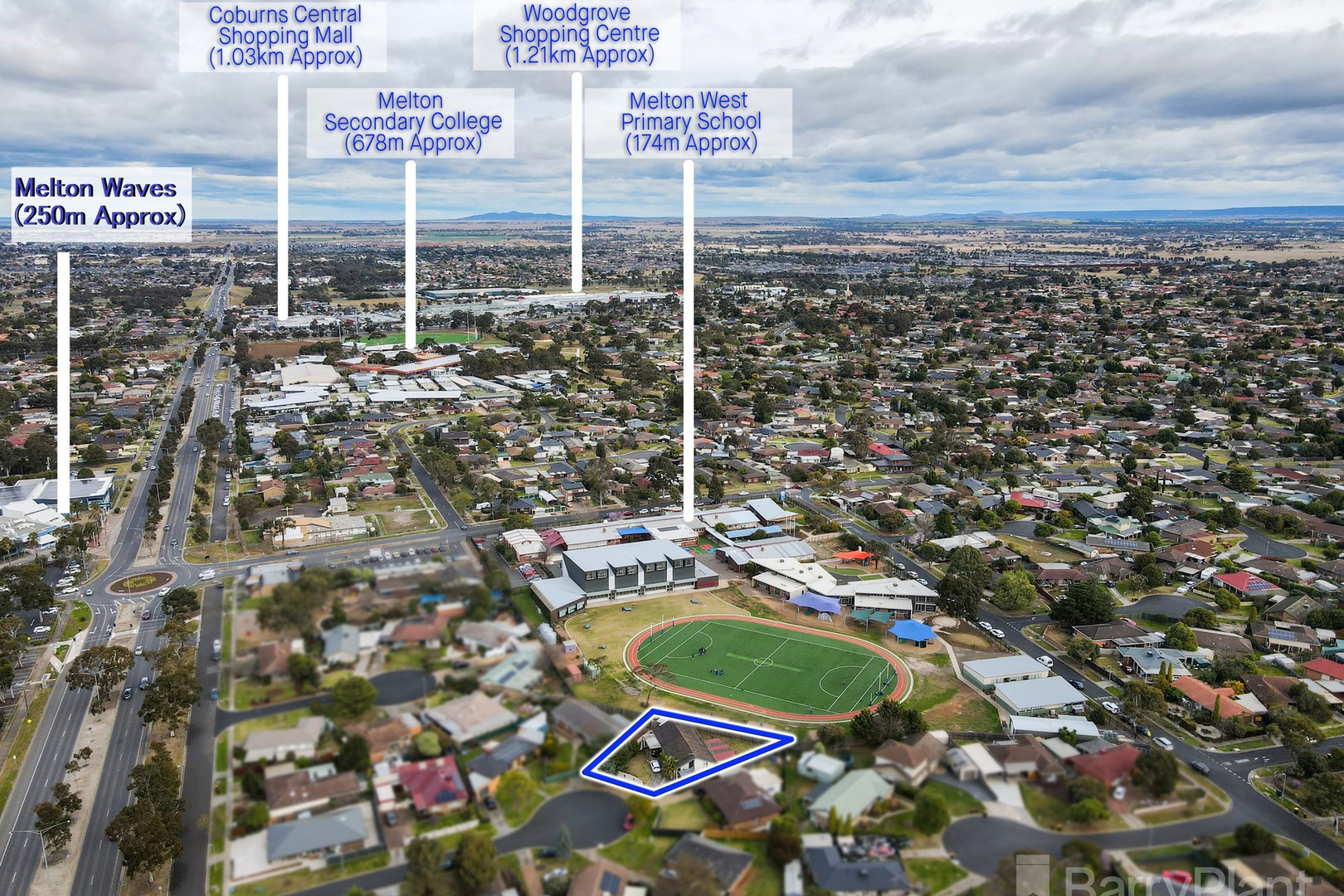 4 Astor Place, Melton West, VIC 3337, Melton West - Thumbnail 2