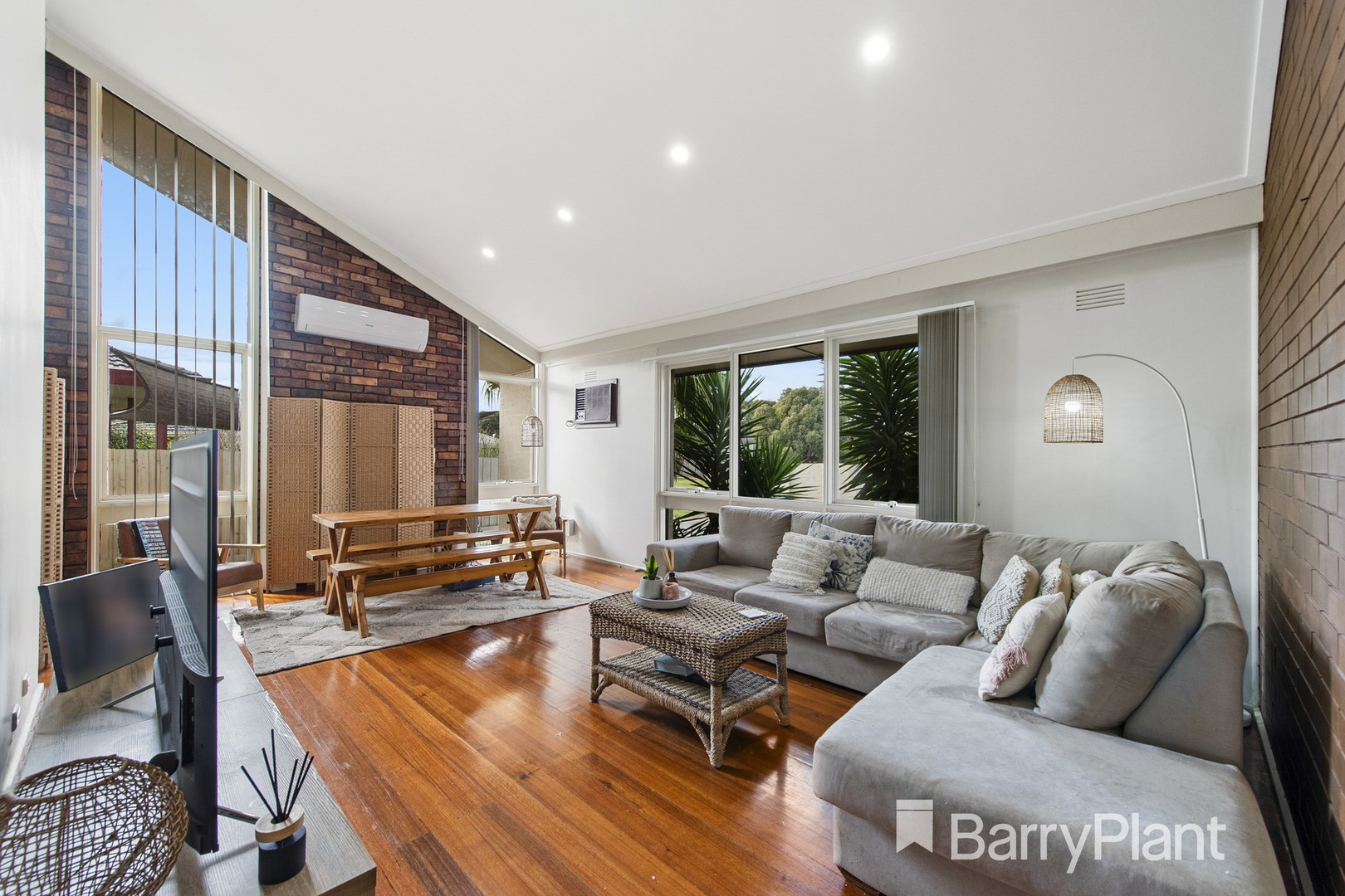 4 Astor Place, Melton West, VIC 3337, Melton West - Thumbnail 4