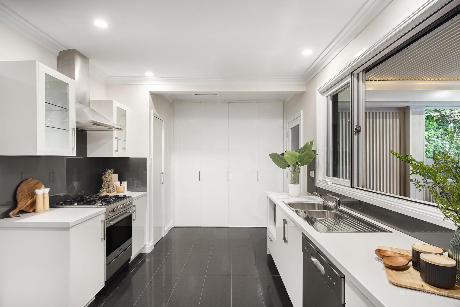 4 Aurum Crescent, Ringwood North, VIC 3134, Ringwood North - Thumbnail 3