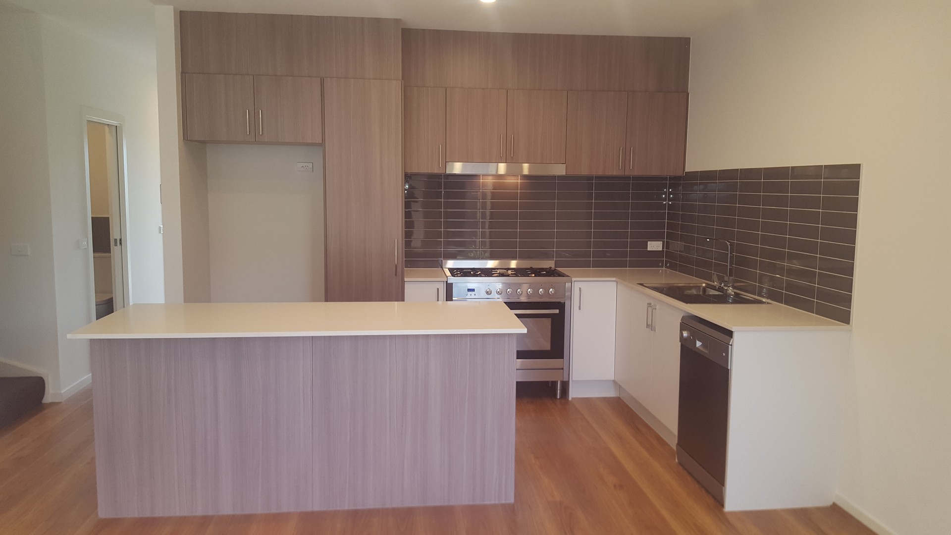 4 Bago Walk, Wollert, VIC 3750 - Thumbnail 1 - 09/12/2021