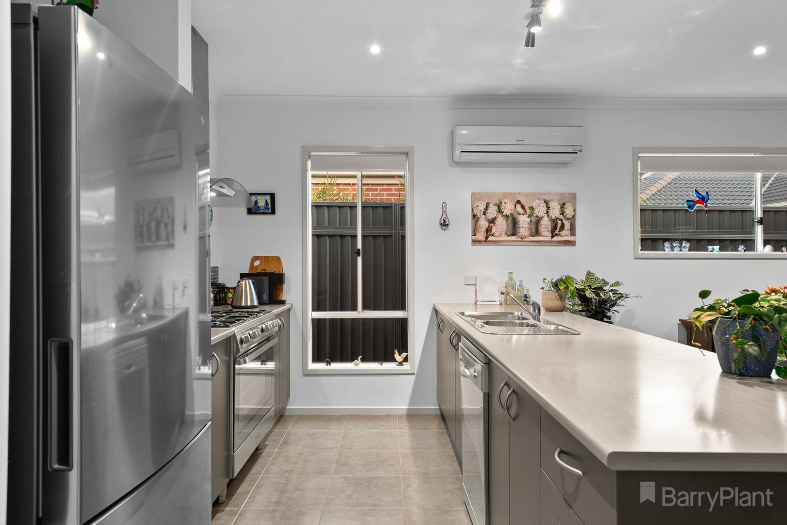 4 Bailey Place, Pakenham, VIC 3810, Pakenham - Thumbnail 3