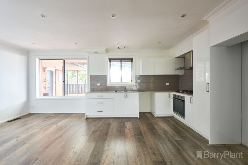 4 Barlow Street, Keysborough, VIC 3173 - Thumbnail 2 - 20/04/2023