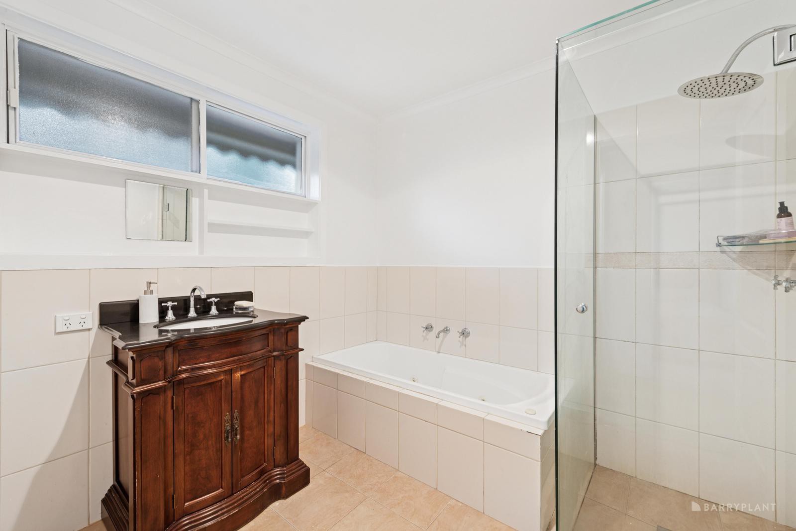 4 Barnesdale Drive, Vermont, VIC 3133, Vermont - Thumbnail 6
