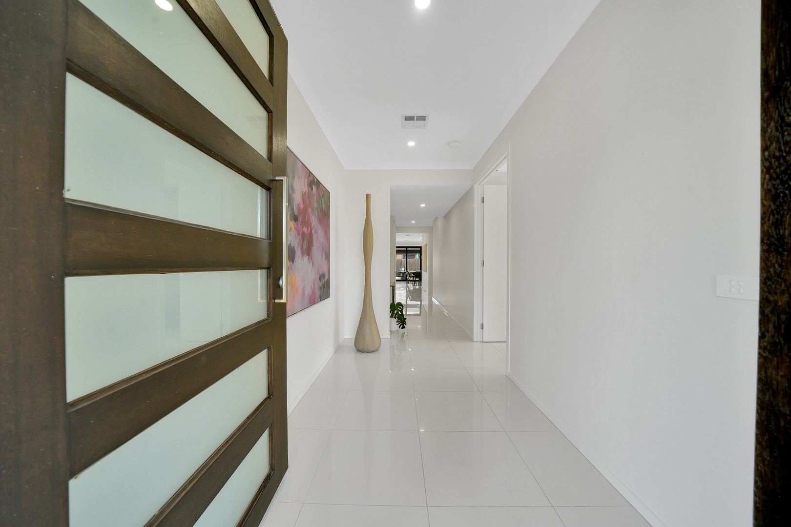 4 Basingstoke Road, Thornhill Park, VIC 3335 - Thumbnail 1 - 11/12/2024