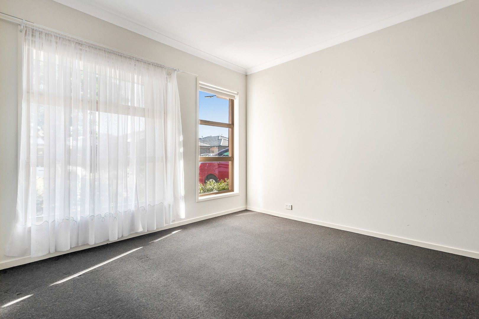 4 Bateleur Crescent, Doreen, VIC 3754, Doreen - Thumbnail 4