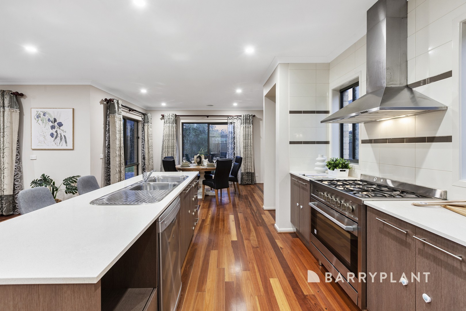 4 Beachview Parade, Sanctuary Lakes, VIC 3030, Point Cook - Thumbnail 5
