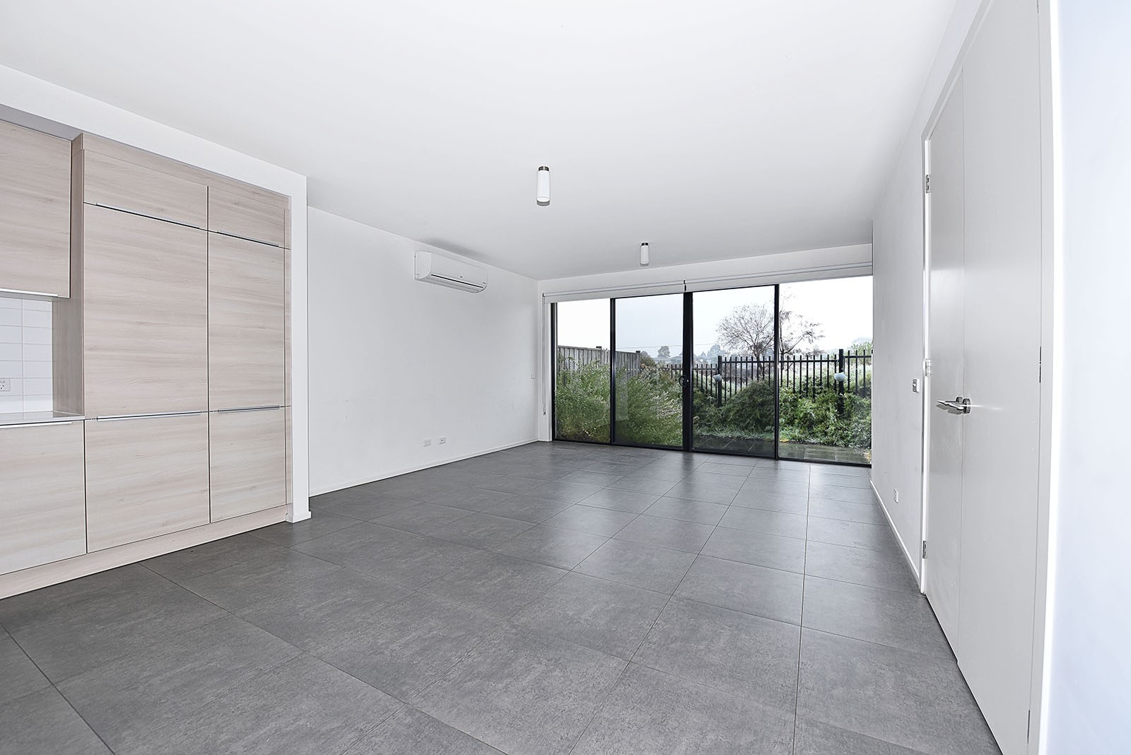 4 Belle Vista, Keilor East, VIC 3033, Keilor East - Thumbnail 2