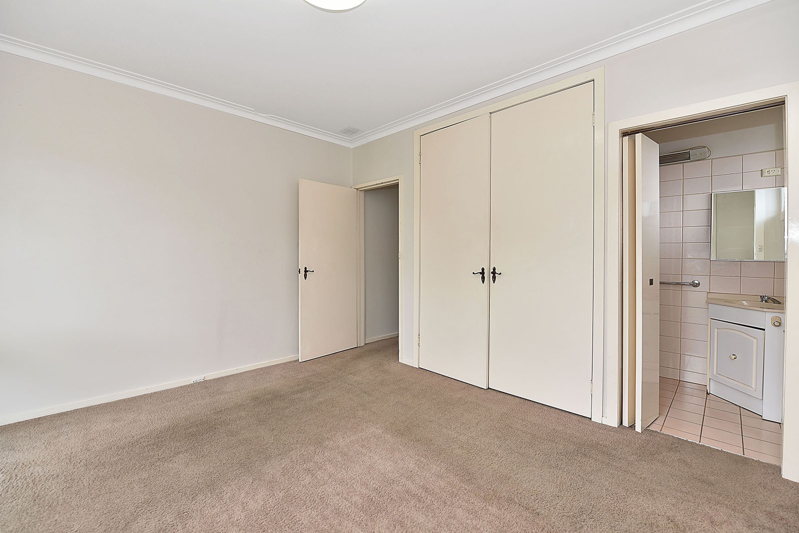 4 Belmont  Place, Gladstone Park, VIC 3043, Gladstone Park - Thumbnail 4