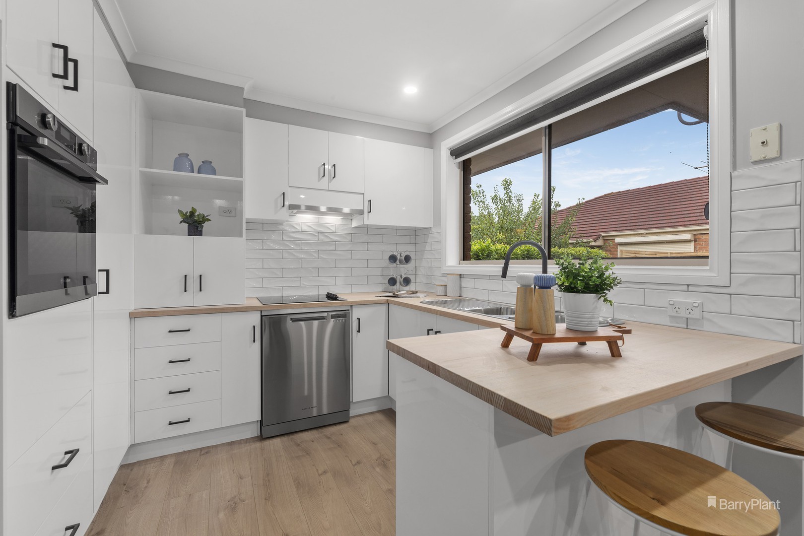 4 Bentley Way, Mill Park, VIC 3082, Mill Park - Thumbnail 3