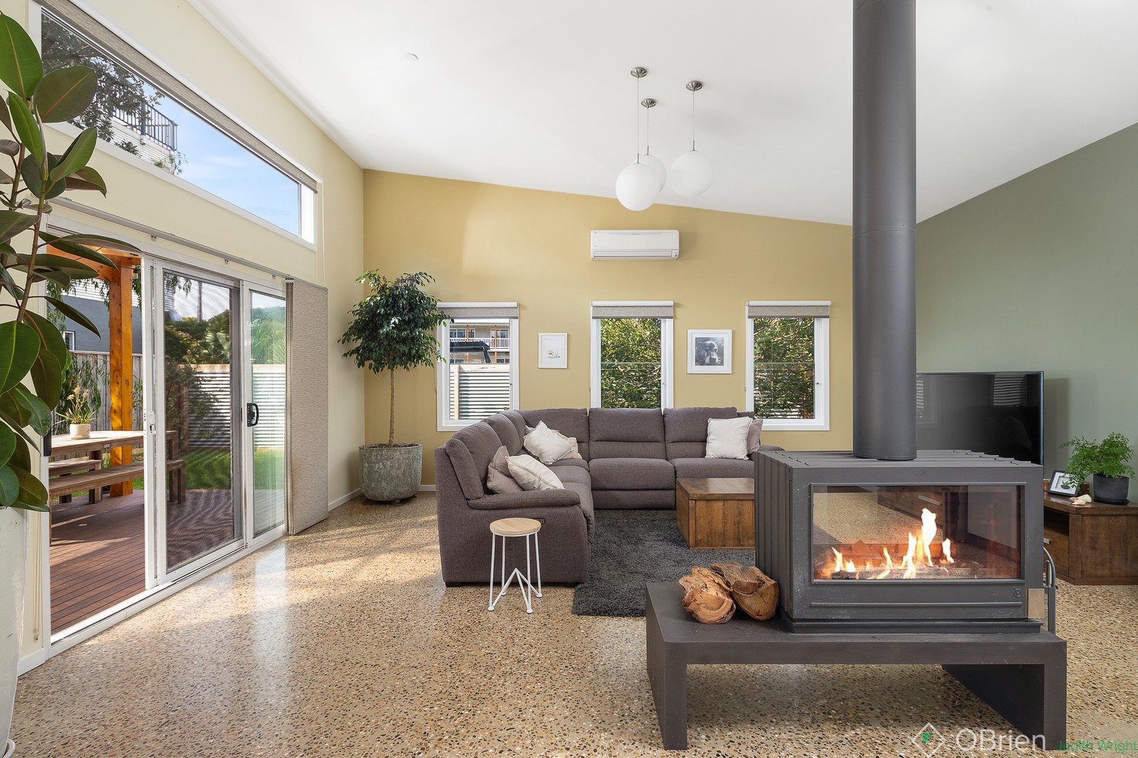 4 Beresford Drive, Cape Woolamai, VIC 3925, Cape Woolamai - Thumbnail 2