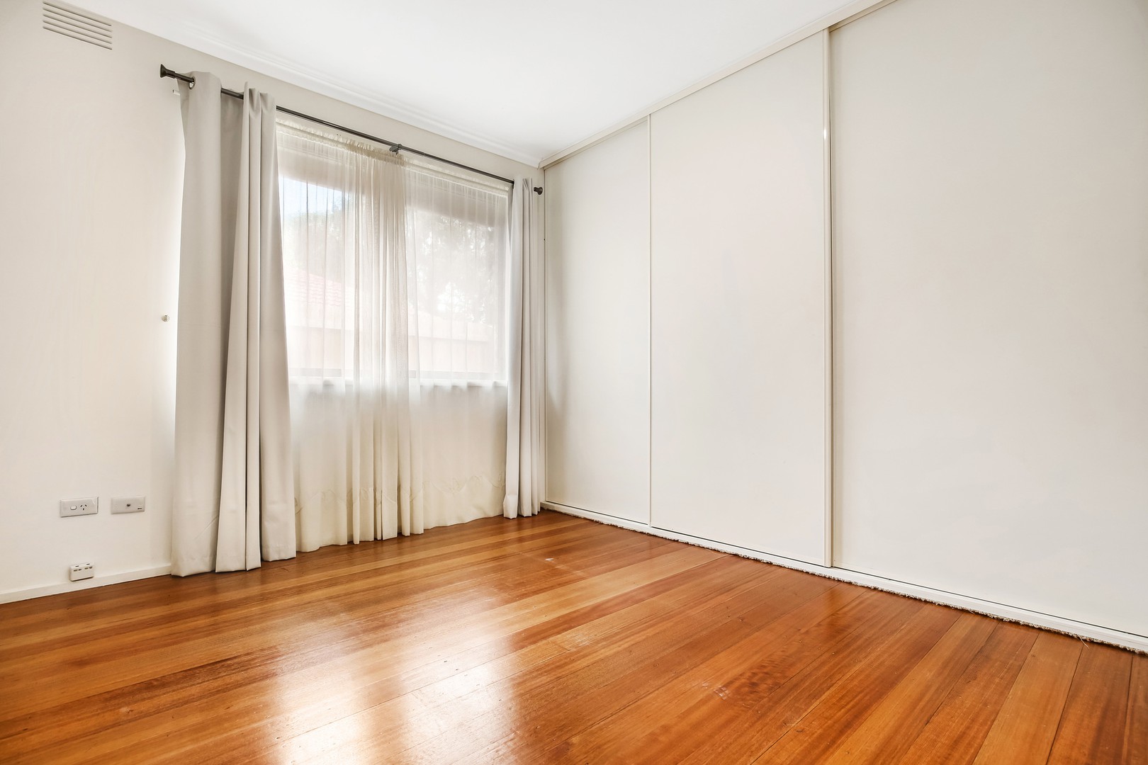 4 Bernard Crescent, Bundoora, VIC 3083, Bundoora - Thumbnail 8