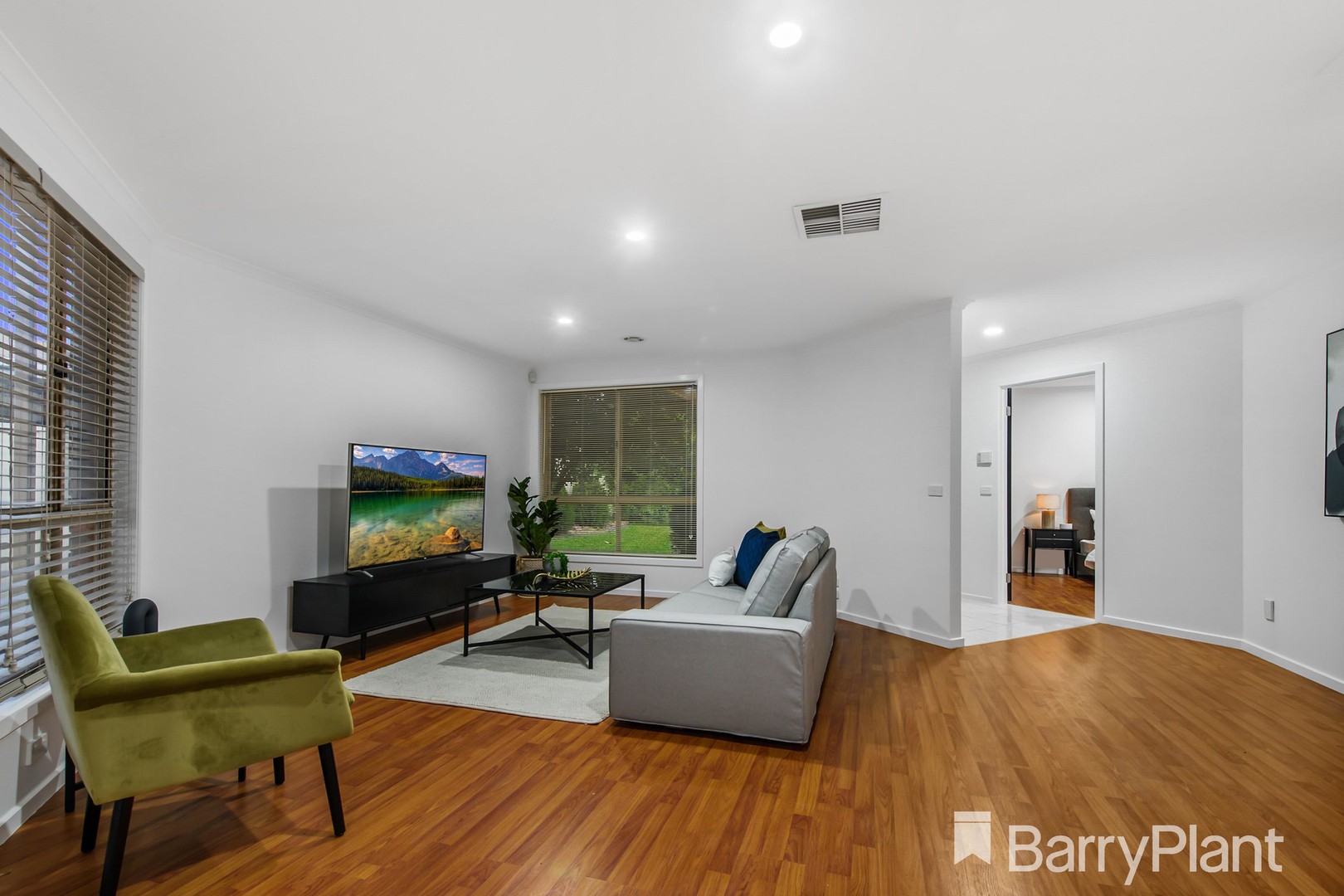 4 Bhangoo Court, Sydenham, VIC 3037, Sydenham - Thumbnail 2
