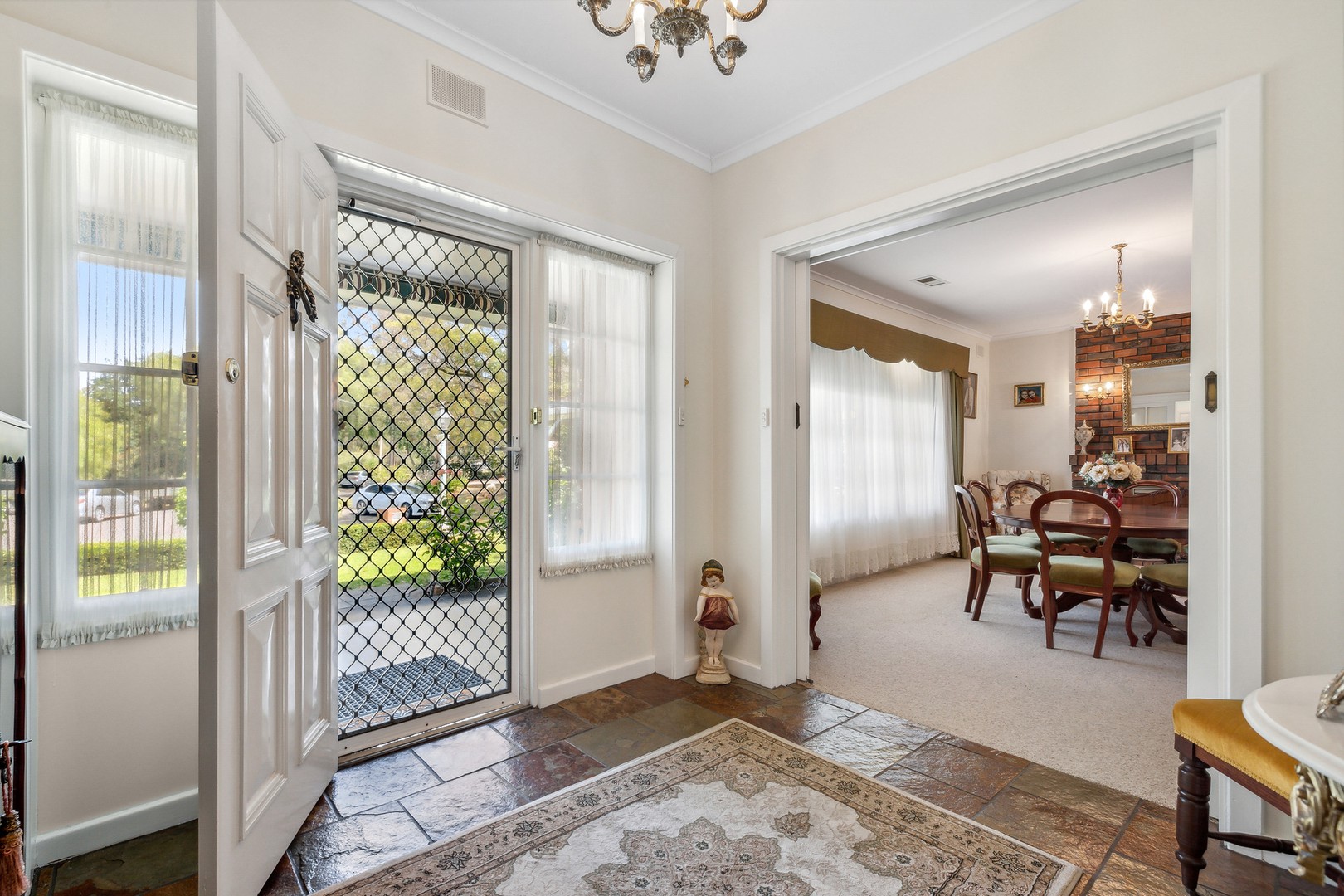 4 Bickham Court, Dernancourt, SA 5075 - Thumbnail 2 - 09/11/2023