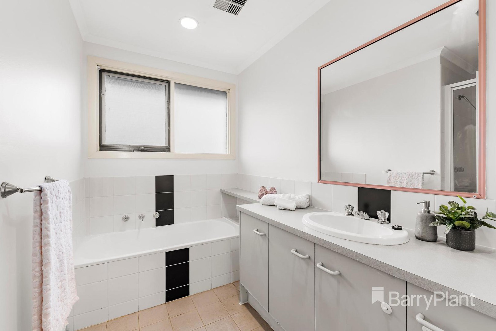 4 Birch Court, Mill Park, VIC 3082, Mill Park - Thumbnail 7