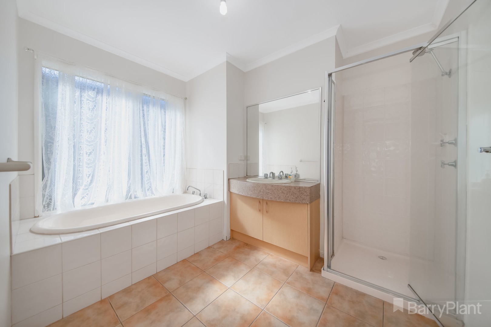 4 Blackmore Close, Pakenham, VIC 3810, Pakenham - Thumbnail 5