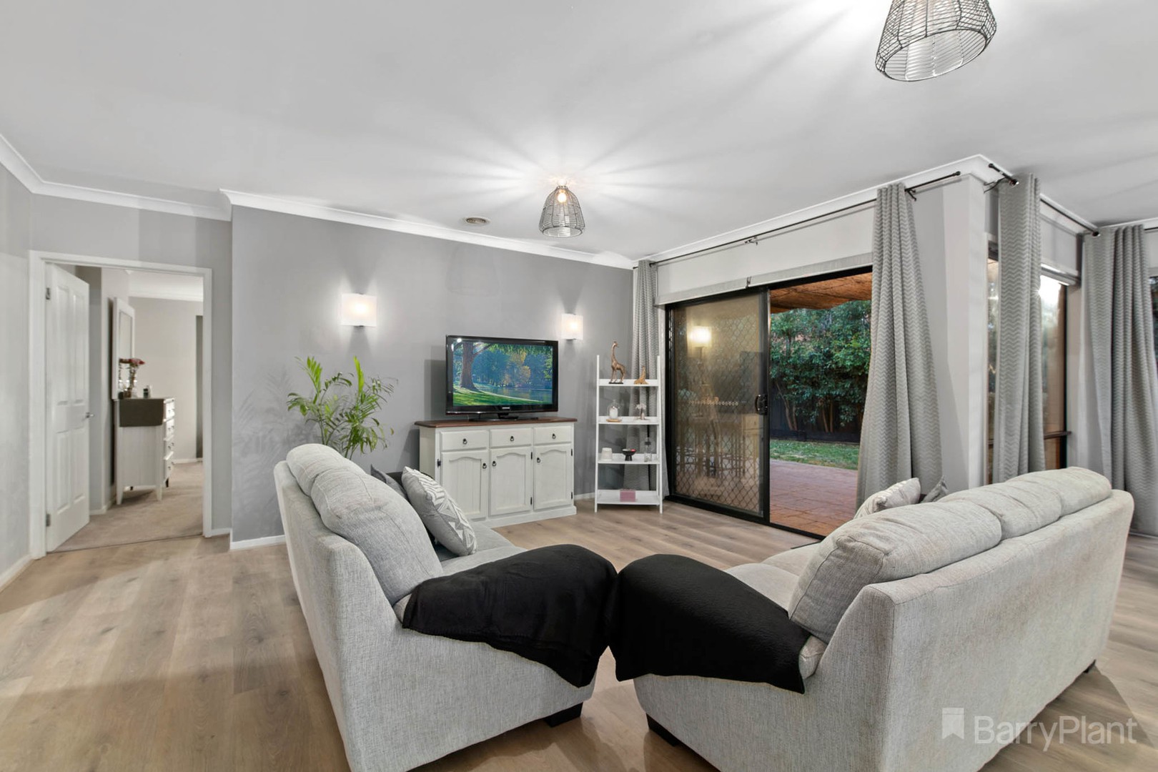 4 Blackwood Drive, Pakenham, VIC 3810, Pakenham - Thumbnail 5