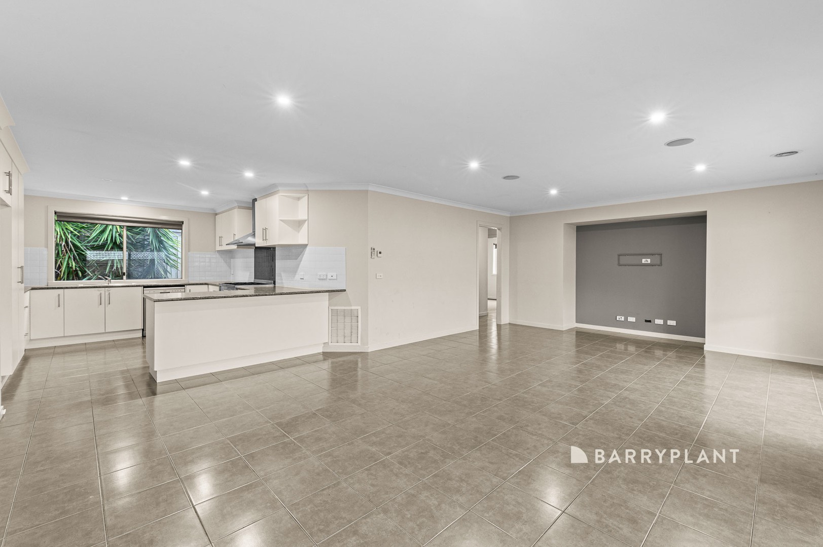 4 Blaxland Crescent, Warragul, VIC 3820, Warragul - Thumbnail 8