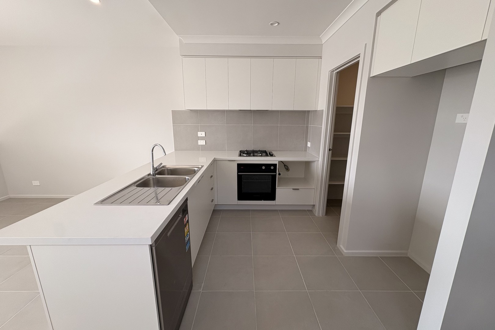 4 Bleeker Way, Fraser Rise, VIC 3336 - Thumbnail 1 - 07/10/2025