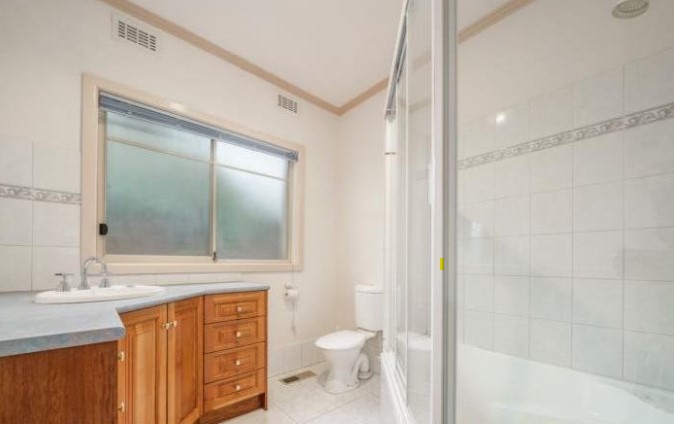 4 Blossom Street, Mitcham, VIC 3132, Mitcham - Thumbnail 3