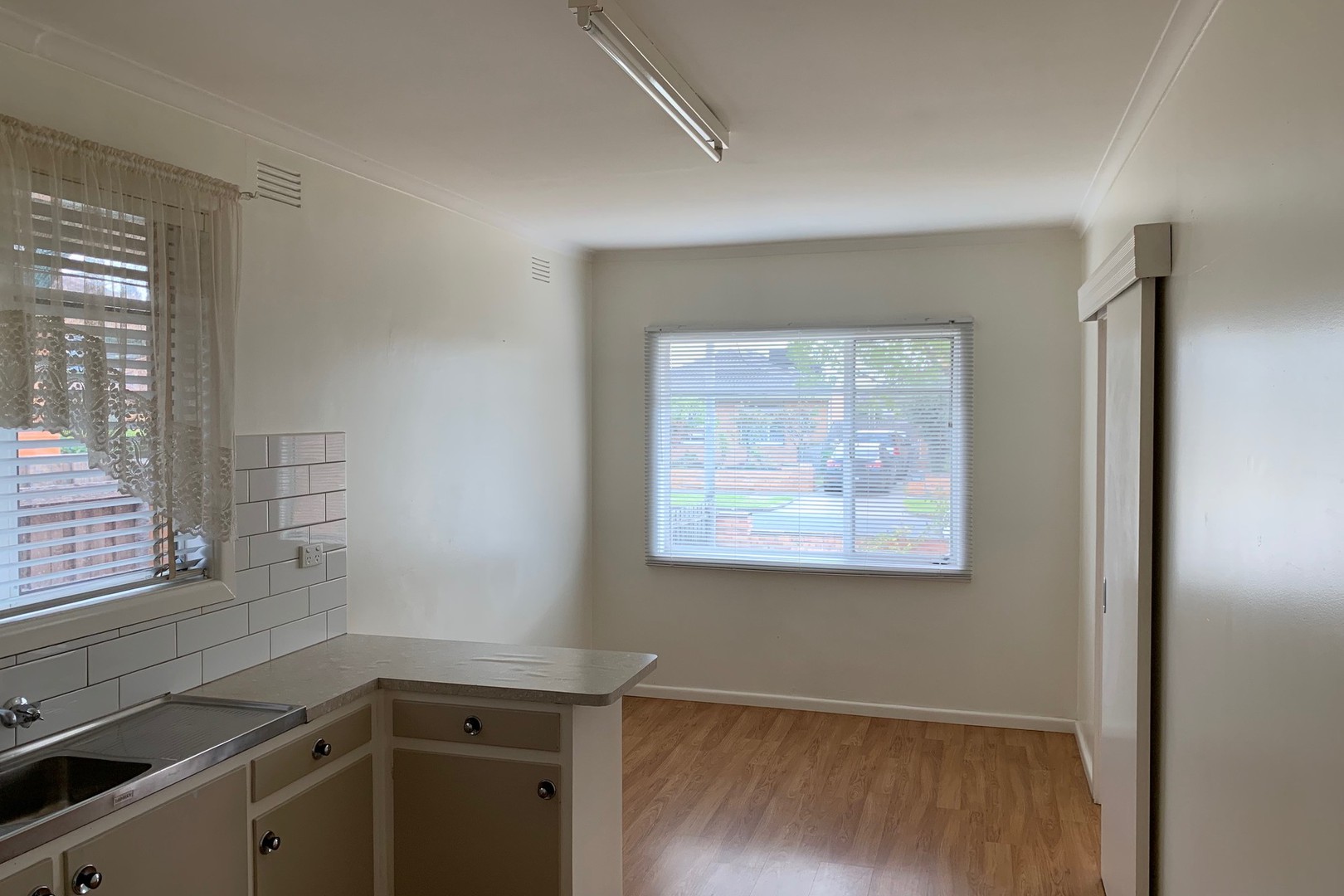 4 Bogong Court, Reservoir, VIC 3073, Reservoir - Thumbnail 5