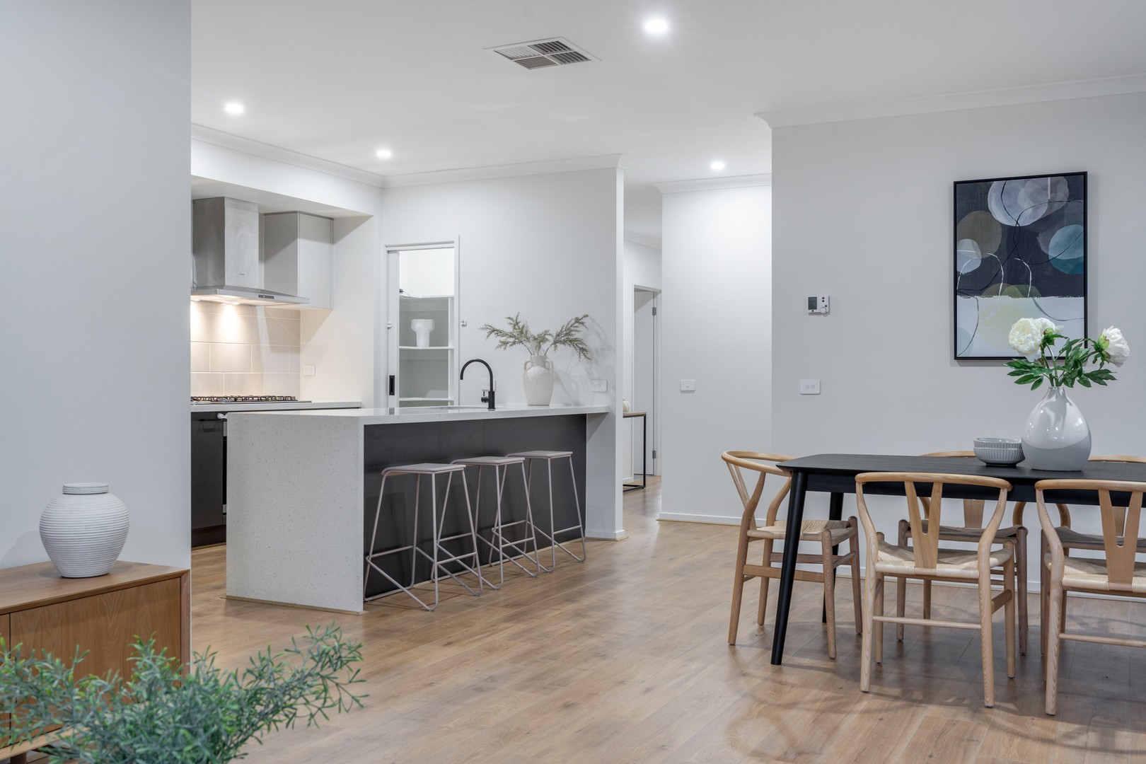 4 Booyong Street, Craigieburn, VIC 3064, Craigieburn - Thumbnail 3
