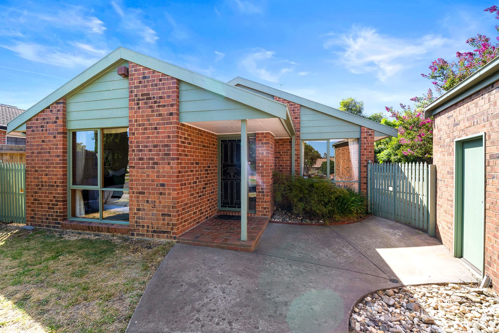 4 Bowen Court, Berwick, VIC 3806, Berwick - Thumbnail 2