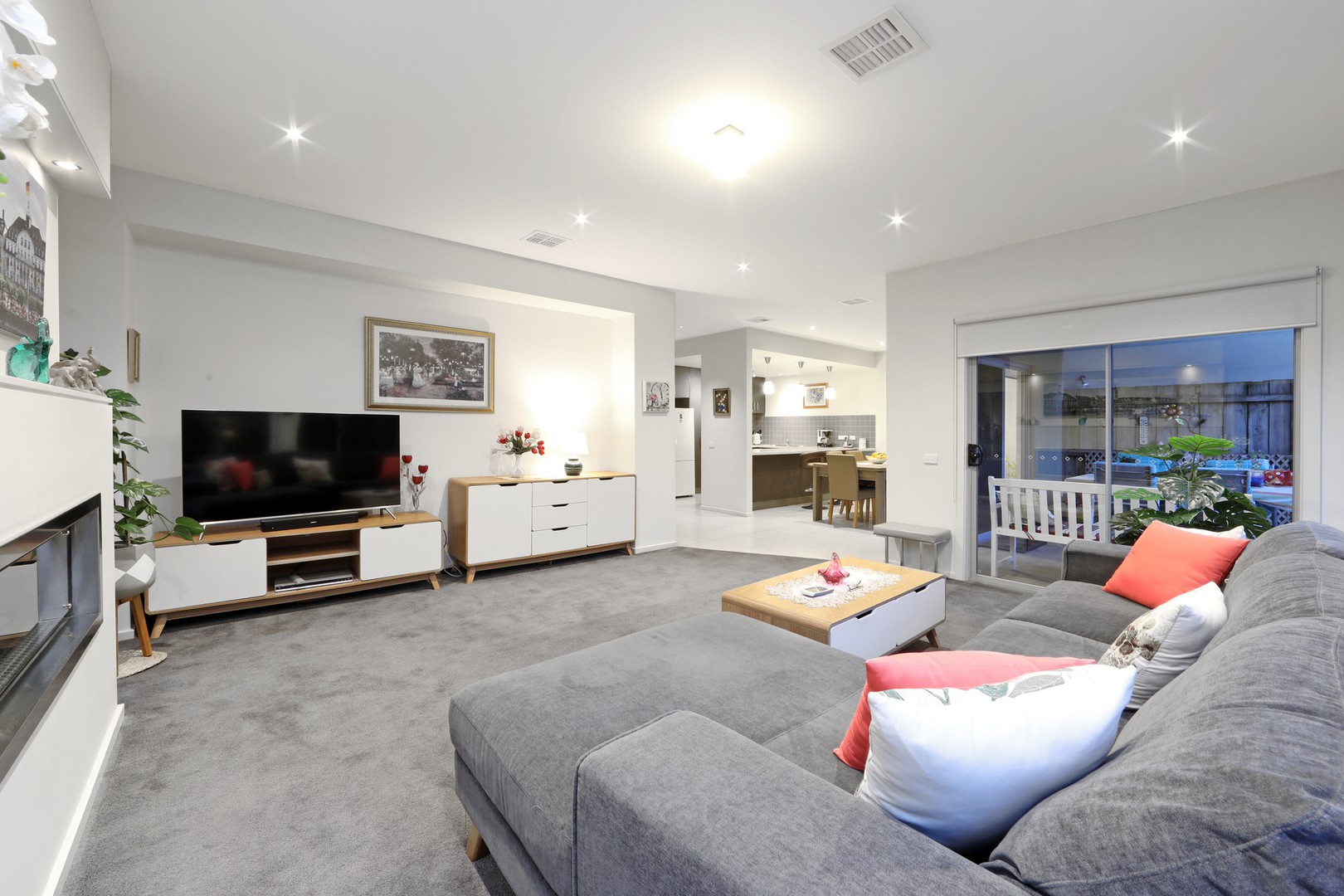 4 Braeburn Parade, Rowville, VIC 3178, Rowville - Thumbnail 5