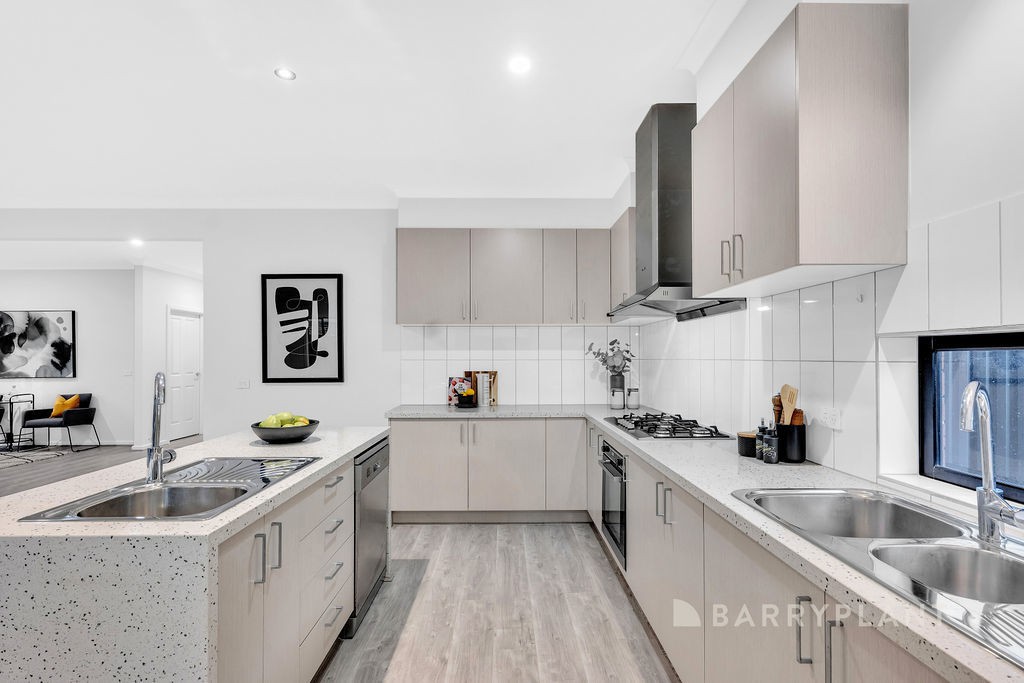 4 Braveheart Grove, Mernda, VIC 3754, Mernda - Thumbnail 4