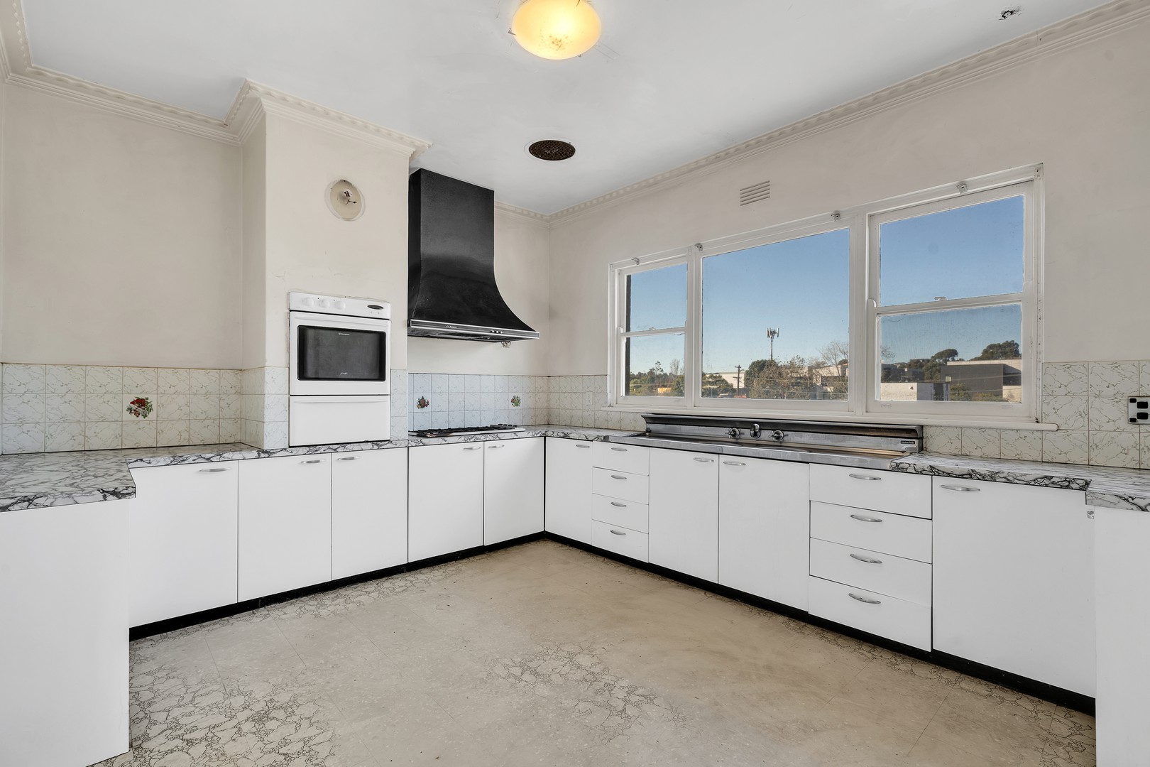 4 Brisbane Street, Strathmore, VIC 3041, Strathmore - Thumbnail 3