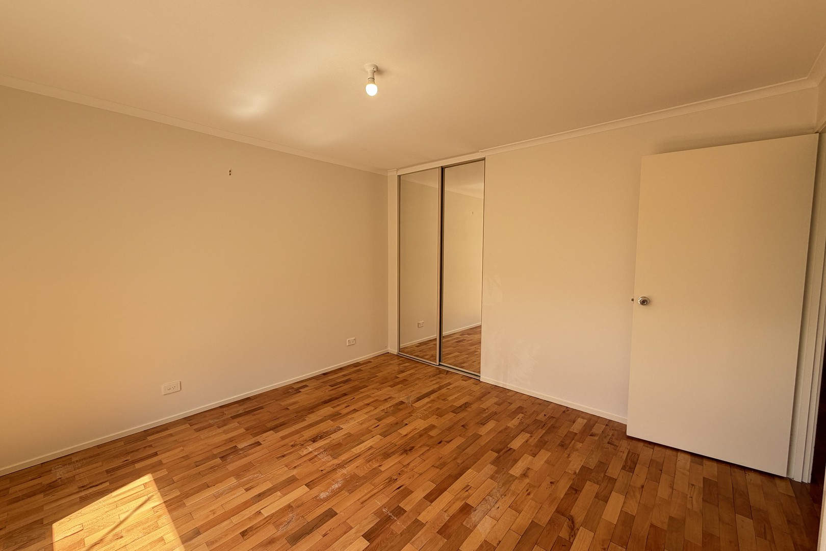 4 Bronsdon Court, Mill Park, VIC 3082, Mill Park - Thumbnail 6
