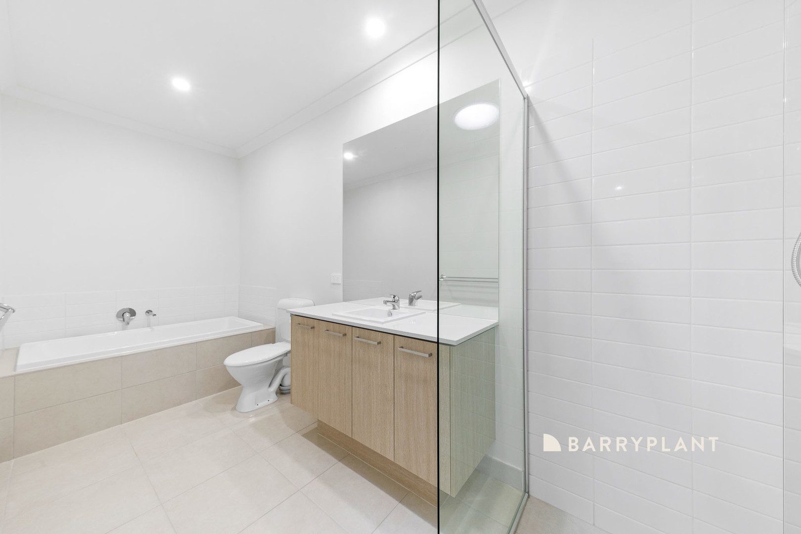 4 Bronze Leaf Walk, Narre Warren South, VIC 3805, Narre Warren South - Thumbnail 6