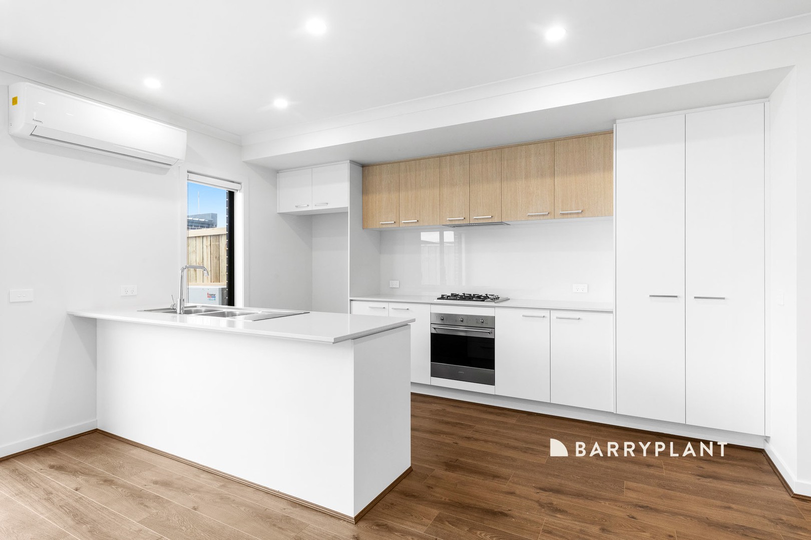 4 Bronze Leaf Walk, Narre Warren South, VIC 3805, Narre Warren South - Thumbnail 8