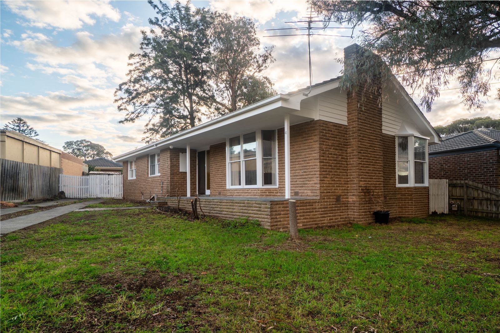4 Browning Ct, Watsonia North, VIC 3087, Watsonia North - Thumbnail 2