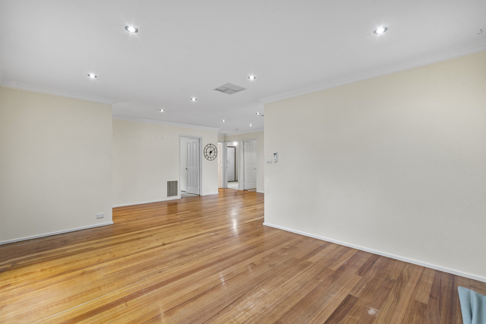 4 Buena Vista Drive, Montmorency, VIC 3094, Montmorency - Thumbnail 4