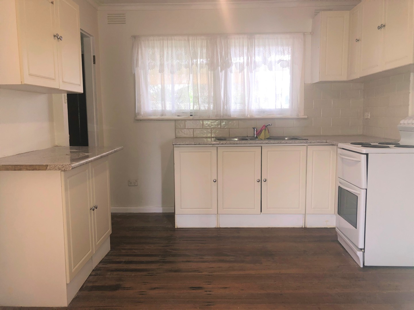 4 Burke RoadSunbury, VIC 3429  - Leased, Sunbury - Thumbnail 3
