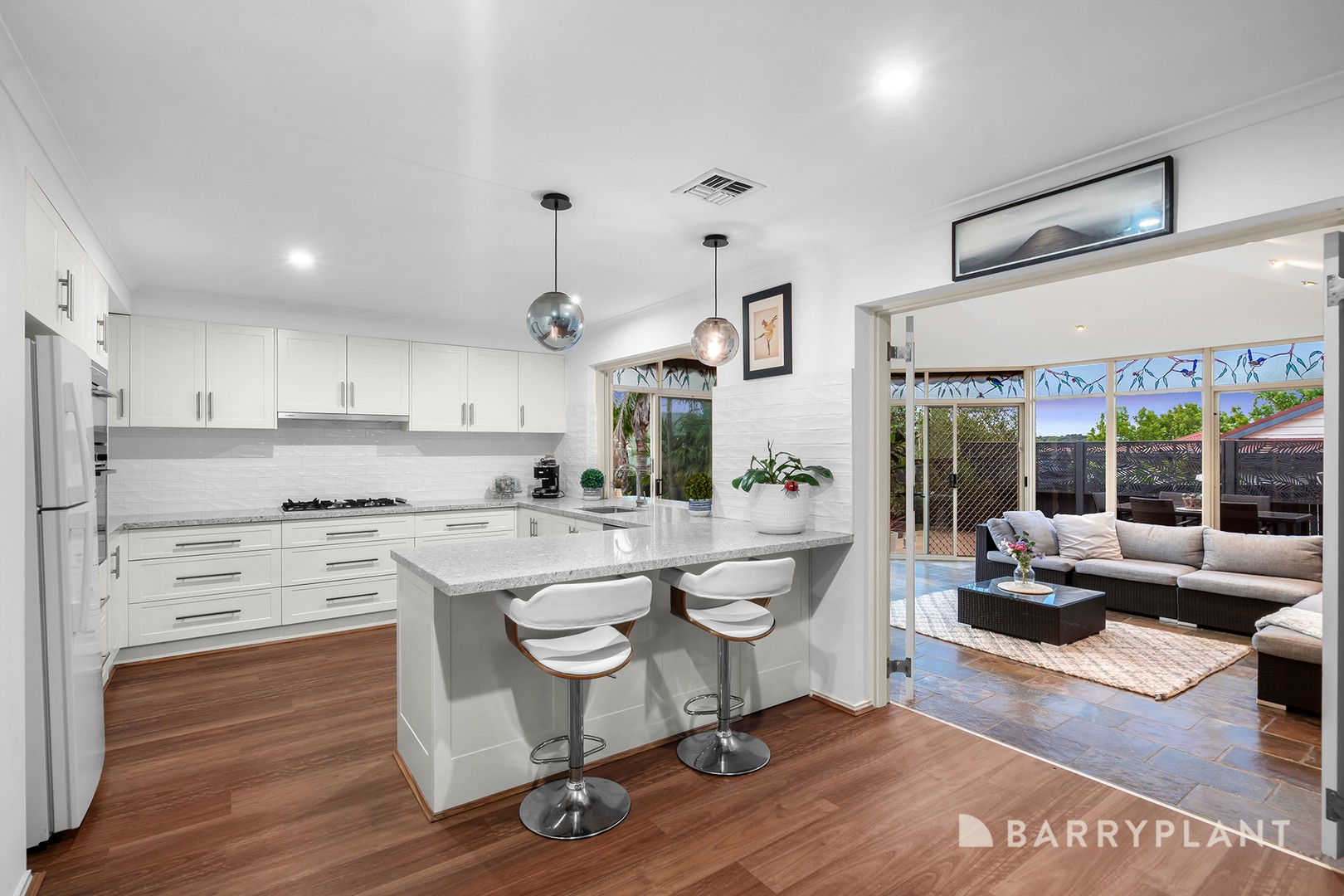 4 Buvelot Court, Chirnside Park, VIC 3116, Chirnside Park - Thumbnail 4