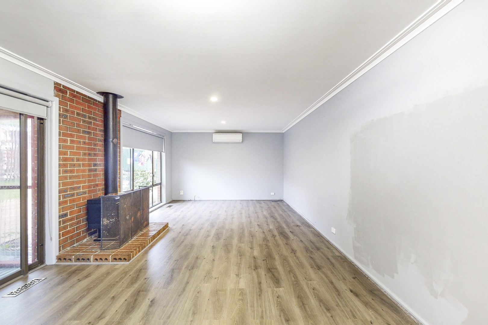 4 California Crescent, Ferntree Gully, VIC 3156, Ferntree Gully - Thumbnail 3