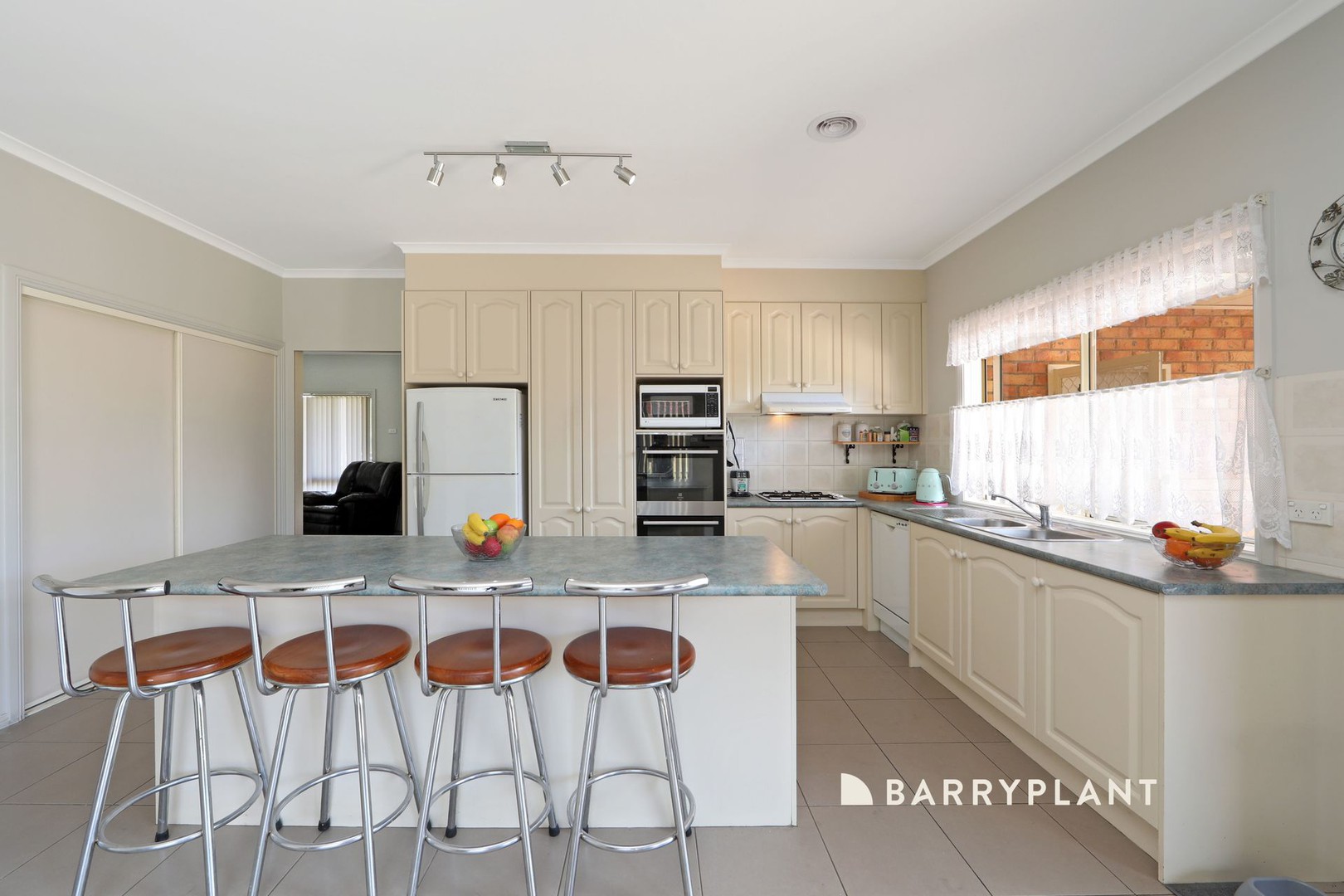 4 Campion Walk, Lynbrook, VIC 3975, Lynbrook - Thumbnail 3