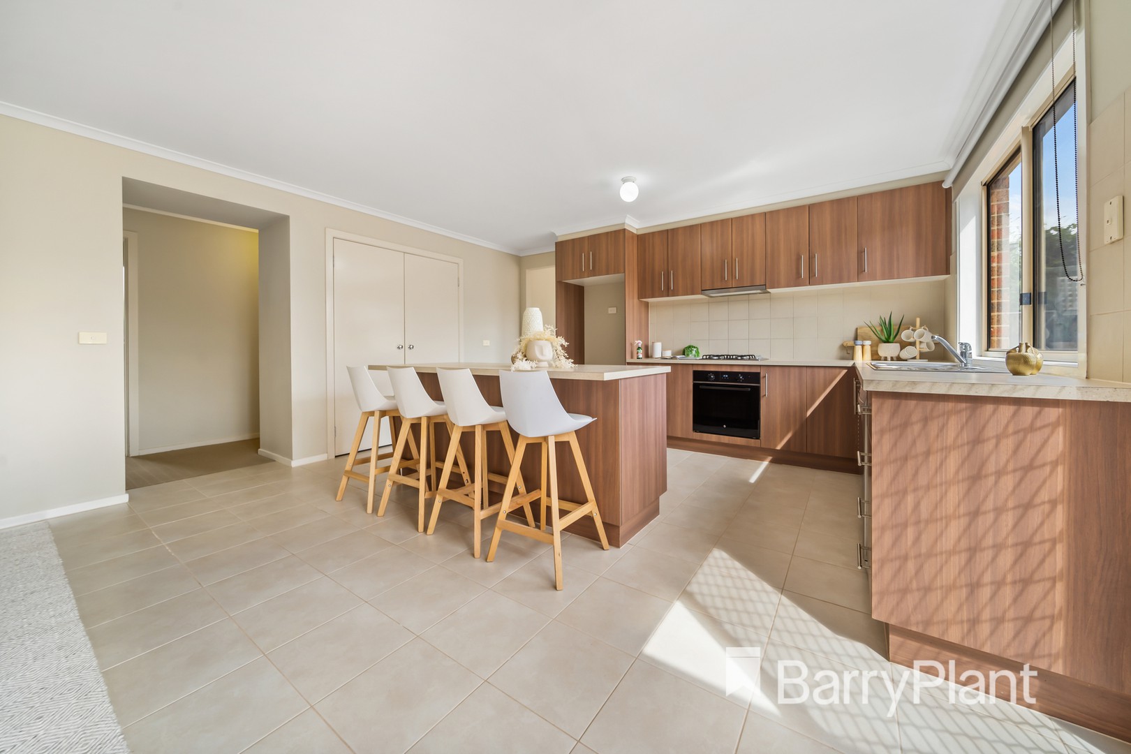 4 Carissa Circuit, Werribee, VIC 3030, Werribee - Thumbnail 7