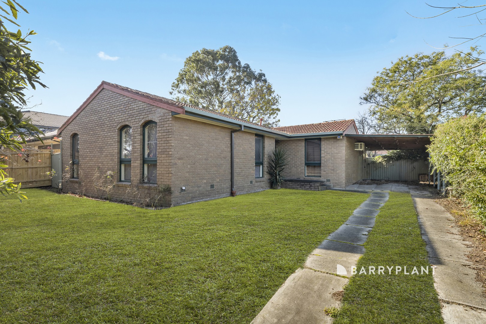 4 Carluke Close, Berwick, VIC 3806 - Thumbnail 2 - 07/07/2026
