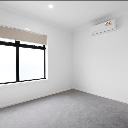 4 Carnival Boulevard, Berwick, VIC 3806, Berwick - Thumbnail 3